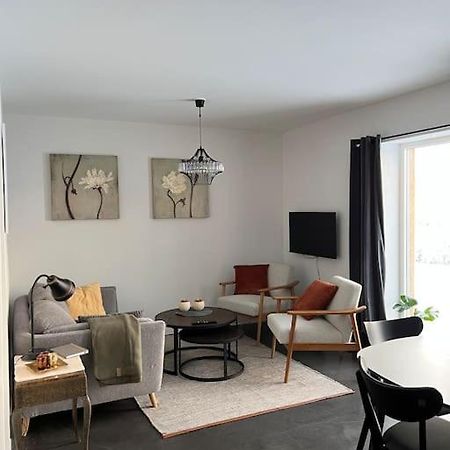 Fint Hus Naera Jaervsoebacken Vila Exterior foto