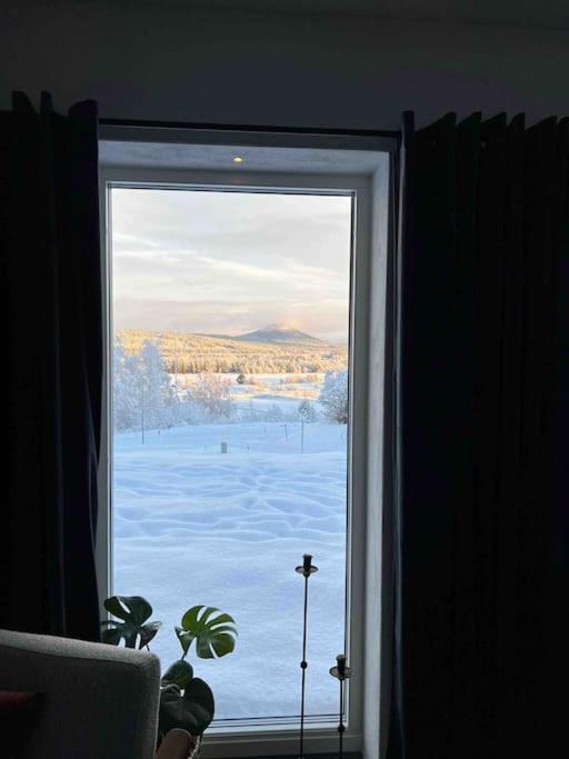 Fint Hus Naera Jaervsoebacken Vila Exterior foto